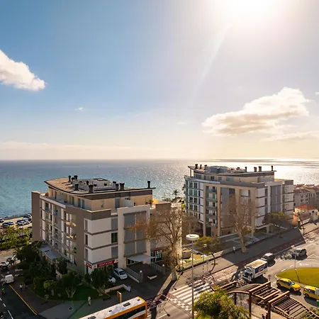 Two Bedroom With Balcony And Gorgeous View Over The Atlantic شقة