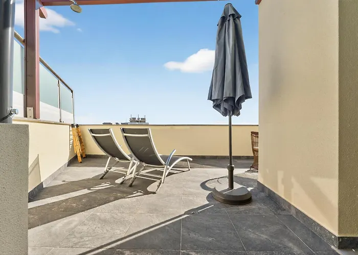 Two Bedroom With Balcony And Gorgeous View Over The Atlantic شقة