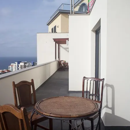 Two Bedroom With Balcony And Gorgeous View Over The Atlantic Apartmán Funchal (Madeira)