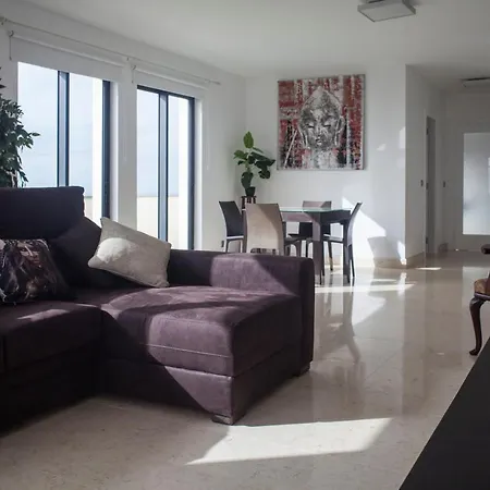 Two Bedroom With Balcony And Gorgeous View Over The Atlantic *