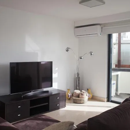 Two Bedroom With Balcony And Gorgeous View Over The Atlantic * Funchal (Madeira)