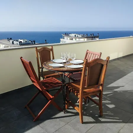 Two Bedroom With Balcony And Gorgeous View Over The Atlantic * Funchal (Madeira)