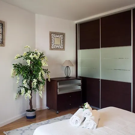 Two Bedroom With Balcony And Gorgeous View Over The Atlantic 公寓