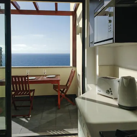 Two Bedroom With Balcony And Gorgeous View Over The Atlantic Apartment