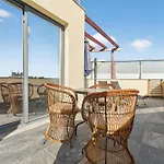 Apartman Two Bedroom With Balcony And Gorgeous View Over The Atlantic Funchal